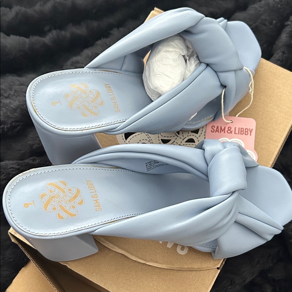 Sam & Libby Women's Blue Knotted Slide Sandals
